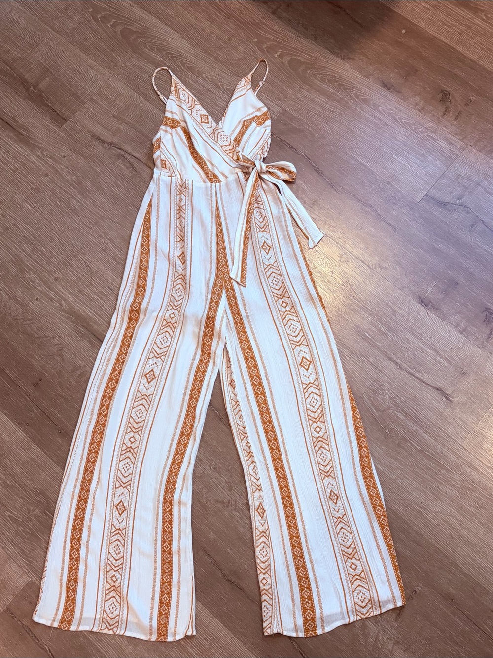 Avah Striped Pattern Wrap Jumpsuit measurements are in the pics Sz S/M
